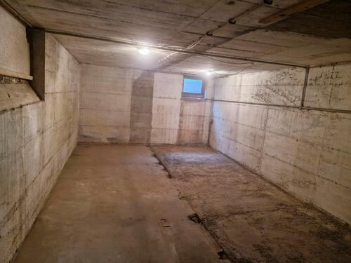 Foto - Lagerraum 35qm - 99,00&nbsp;EUR Kaltmiete, ca.&nbsp; 35,00&nbsp;m&sup2;