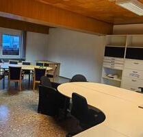 Büro mit Mehrzweckraum zu vermieten - Drei Gleichen