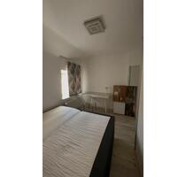 Wohnung zu vermieten ab sofort in S Bahn Eichwalde - Schulzendorf