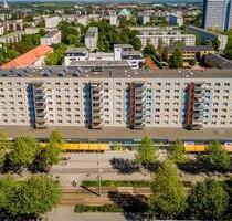 *Pfingsten in den eigenen 4 Wänden mit Balkon* - Magdeburg