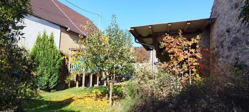 Foto - Attraktives Einfamilienhaus mit großem Garten-ideal für Familien