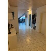 2 Zimmer Dachgeschoss-Wohnung mit Stellplatz - Essingen