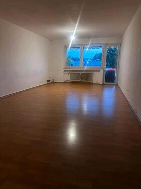 Foto - 3 Zimmerwohnung renovierungsbedürftig
