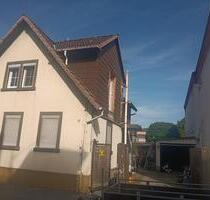 Sanierungsbedürftiges Haus in Lampertheim-Hofheim