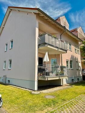 Foto - 3,5 Zimmer EG Wohnung 84 m2 inkl. Küche und Stellplatz