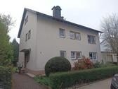 Foto - Zweifamilienwohnhaus im Grünen, zentral gelegen, Ausbaupotential