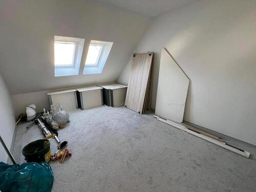 Foto - DHH in SUL zu verkaufen - 410.000,00&nbsp;EUR Kaufpreis, ca.&nbsp; 180,00&nbsp;m&sup2;