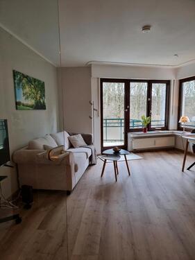 Foto - Voll ausgestattete 2-Zimmer-Wohnung, Waldrandlage, S-Bahn-Nähe