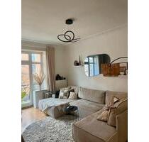 Möblierte 2-zimmer Wohnung mit Balkon zur Zwischenmiete - Hamburg Barmbek-Süd