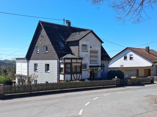 Foto - 2 Familienhaus - 365.000,00&nbsp;EUR Kaufpreis, ca.&nbsp; 142,00&nbsp;m&sup2;