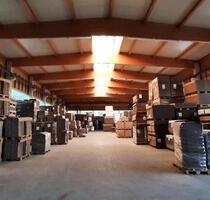 Große helle Lagerhalle - 2.700,00&nbsp;EUR Kaltmiete, ca.&nbsp; 2,70&nbsp;m&sup2; in Thiersheim (PLZ: 95707)