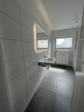 Foto - 2,5 Zimmerwohnung - 1.040,00&nbsp;EUR Kaltmiete, ca.&nbsp; 64,00&nbsp;m&sup2;