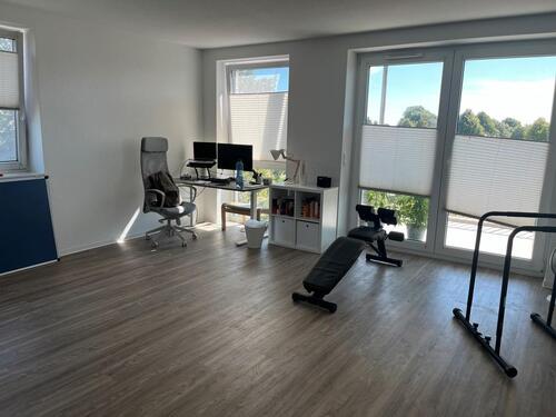 Foto - Helle, moderne Neubauwohnung: Balkon, Tageslichtbad Einbauküche