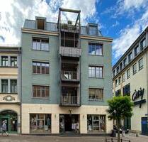 Wohnen, wo andere flanieren! Modern und zentrumsnah mit Fahrstuhl! - Naumburg (Saale)