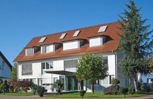 Foto - hochwertige helle Wohnung mit Garten, Wintergarten und Terrasse