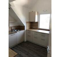 gutgeschnittene 3-Zimmer-Dachgeschosswohnung mit Balkon - Köppern - Friedrichsdorf