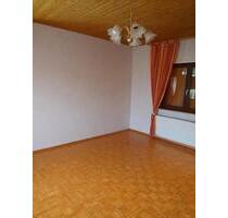 Großzügige 4-Zimmer-Wohnung mit Garten, Terrasse & Wintergarten - Brachttal