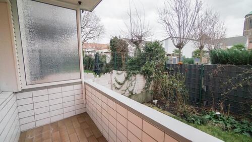 Foto - Erdgeschosswohnung mit Balkon und kleinem Gartenstück
