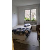 WG Zimmer in 3er WG - 411,00&nbsp;EUR Kaltmiete, ca.&nbsp; 93,00&nbsp;m&sup2; in Gießen (PLZ: 35392) Schlangenzahl