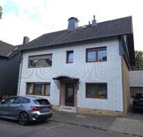 Geräumige 3-Zimmer-Wohnung mit Balkon im gepflegten 3-Familienhaus in Schlebusch - Leverkusen