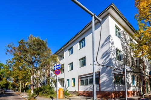 Foto - Helle möblierte 2-Zimmer-Wohnung mit Küche & Balkon