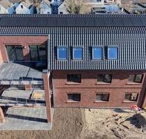 Neubau-Erstbezug im DG! WG mit 4 Zimmern, zentrumsnah und mit modernster Ausstattung - Oldenburg Ziegelhof