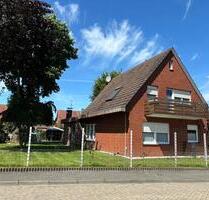 Einfamilienhaus ( aktuell vermietet) - Emlichheim