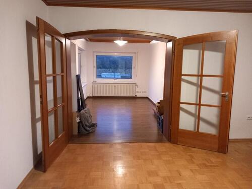 Foto - 5 Zimmer Wohnung in Goßfelden - 990,00 EUR Kaltmiete, ca.  170,00 m²