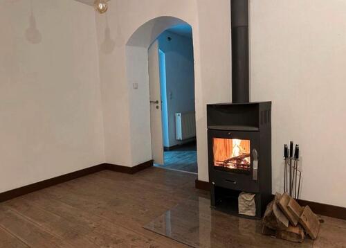 Foto - 146 m² Wohnung, Kernsaniert - 790,00&nbsp;EUR Kaltmiete, ca.&nbsp; 146,00&nbsp;m&sup2;