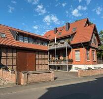 Große ruhig gelegene 4 Zimmer Wohnung im Alten Dorf - Lehrte