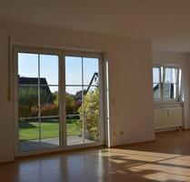 Helle 4-Zimmer-Wohnung im EG nahe Klinikum Grundfläche ca. 100 qm - Bayreuth Meyernberg
