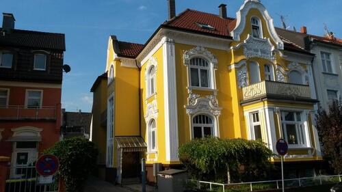 Foto - Geräumige Wohnung im attraktiven Altbau