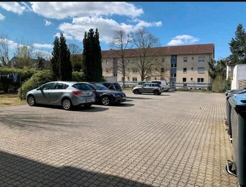 Foto - Privat-Parkplatz in der Waldstraße (Nähe IZ).Ab 07.04 frei (50€)