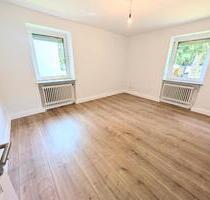 **Frisch renoviert: +neuer Laminat +weiße Wände +neues Tageslichtbad +gemütlich** - Marl Alt-Marl