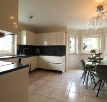 Schöne 3 ZKBT Souterrain Wohnung mit separatem Eingang - Osthofen