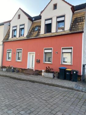 Foto - Einfamilienhaus - 95.000,00&nbsp;EUR Kaufpreis, ca.&nbsp; 160,00&nbsp;m&sup2;