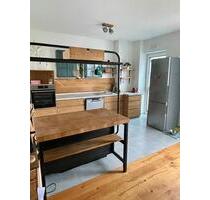 Voll möblierte Wohnung - 1.350,00&nbsp;EUR Kaltmiete, ca.&nbsp; 64,00&nbsp;m&sup2; in Viernheim (PLZ: 68519)