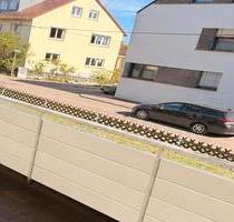 Ruhige 2-Zimmer-Wohnung mit 2 Balkonen (Balkon + Loggia) in Deger - Stuttgart Degerloch