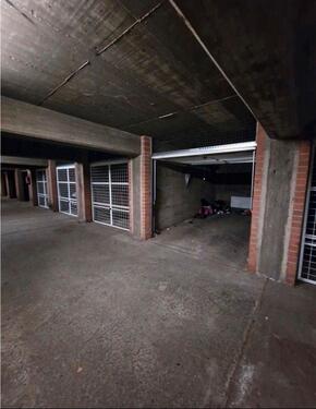 Foto - Tiefgaragenplatz - Einzelgarage mit Rolltor