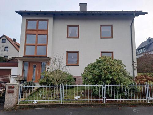 Foto - Marktredwitz-Zweifamilienhaus - 380.000,00 EUR Kaufpreis, ca.  200,00 m²