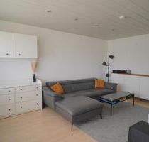 Helle 2 Zimmer Wohnung mit Balkon und Garage - Königsbrunn