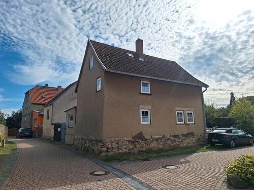 Foto - Einfamilienhaus mit grossem Grundstück