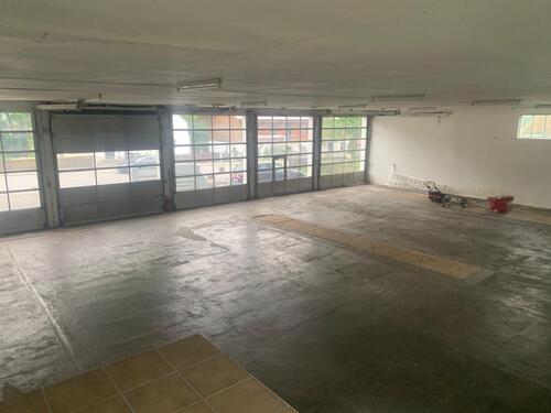 Foto - Halle, Lagerhalle - 2.850,00 EUR Kaltmiete,
