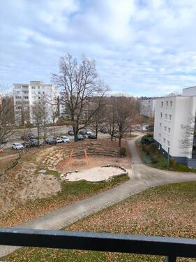 Foto - Helle 3,5 Zi Whg in begehrter Lage mit Stellplatz und Balkon