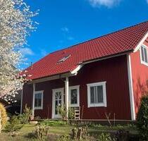 Modernes Architekten-Einfamilienhaus im schwedischen Holzbaustil - Bad Oldesloe