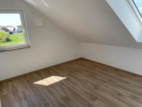 Foto - 3 Zimmer Dachgeschoßwohnung zur Miete in Bad Windsheim