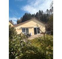 Bungalow mit Einliegerwohnung - 549.000,00&nbsp;EUR Kaufpreis, ca.&nbsp; 135,00&nbsp;m&sup2; in Ansbach (PLZ: 91522)
