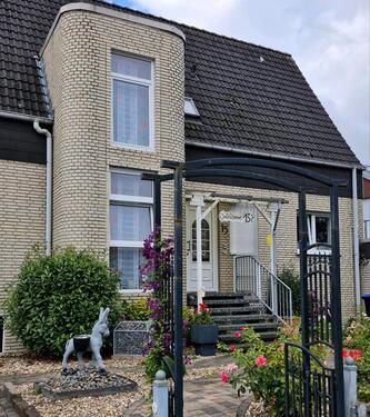 Foto - Zweifamilienhaus mit Einliegerwohnung, Freistehend