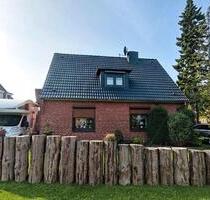 Privat: Aufwendig saniertes EFH in Sackgassenlage zur Miete - Brunsbüttel