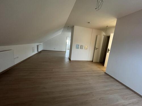 Foto - 65 qm, 3-Zimmer DG-Wohnung, Nähe Airbus, Zott, Donauwörth